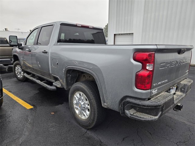 Used 2024 Chevrolet Silverado 2500 Custom w/ Custom Value Package image 11