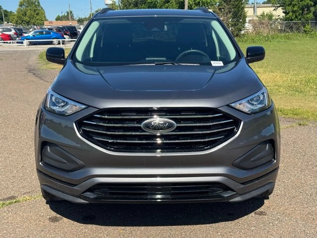 Used 2022 Ford Edge SE w/ Black Appearance Package AWD/4WD image 2