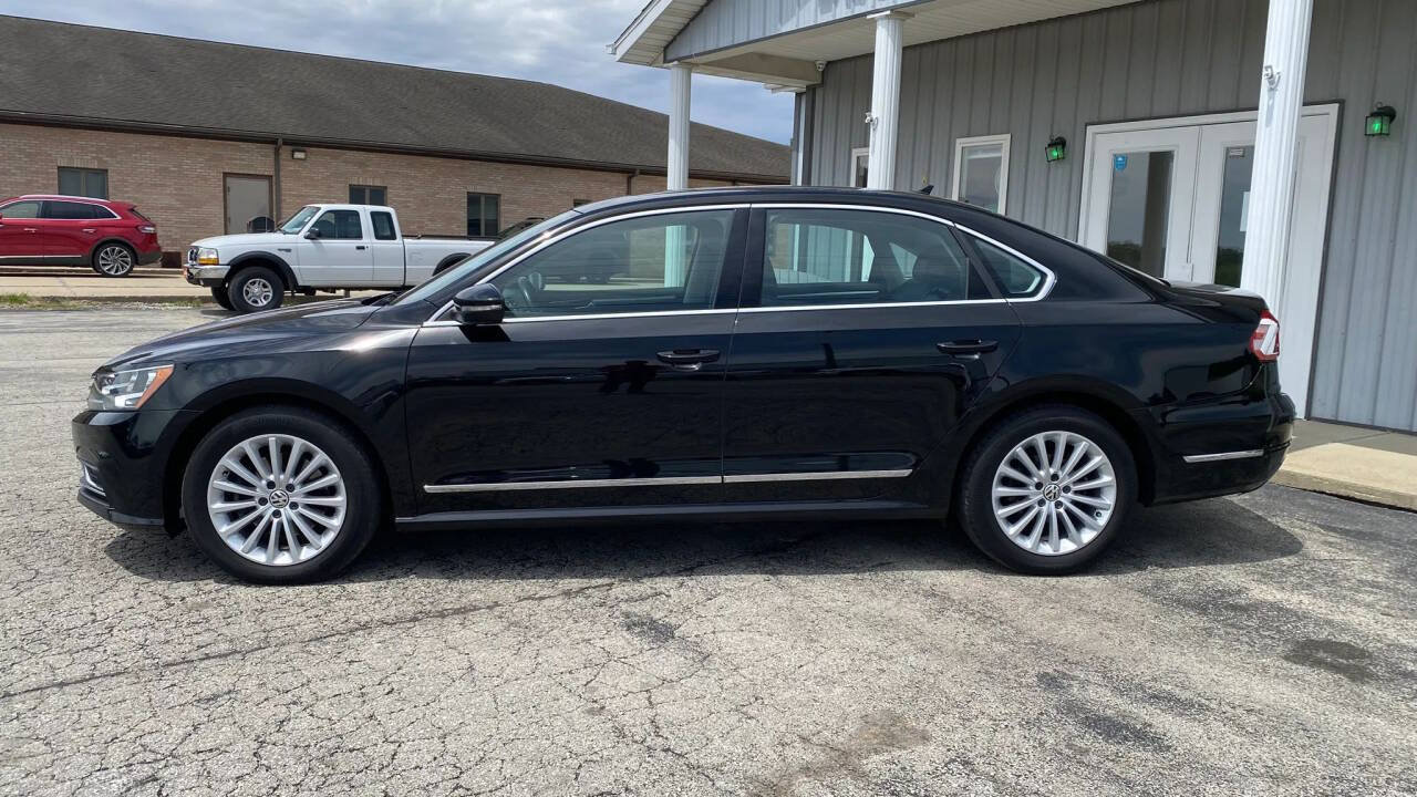 Used 2016 Volkswagen Passat 1.8T SE FWD image 2