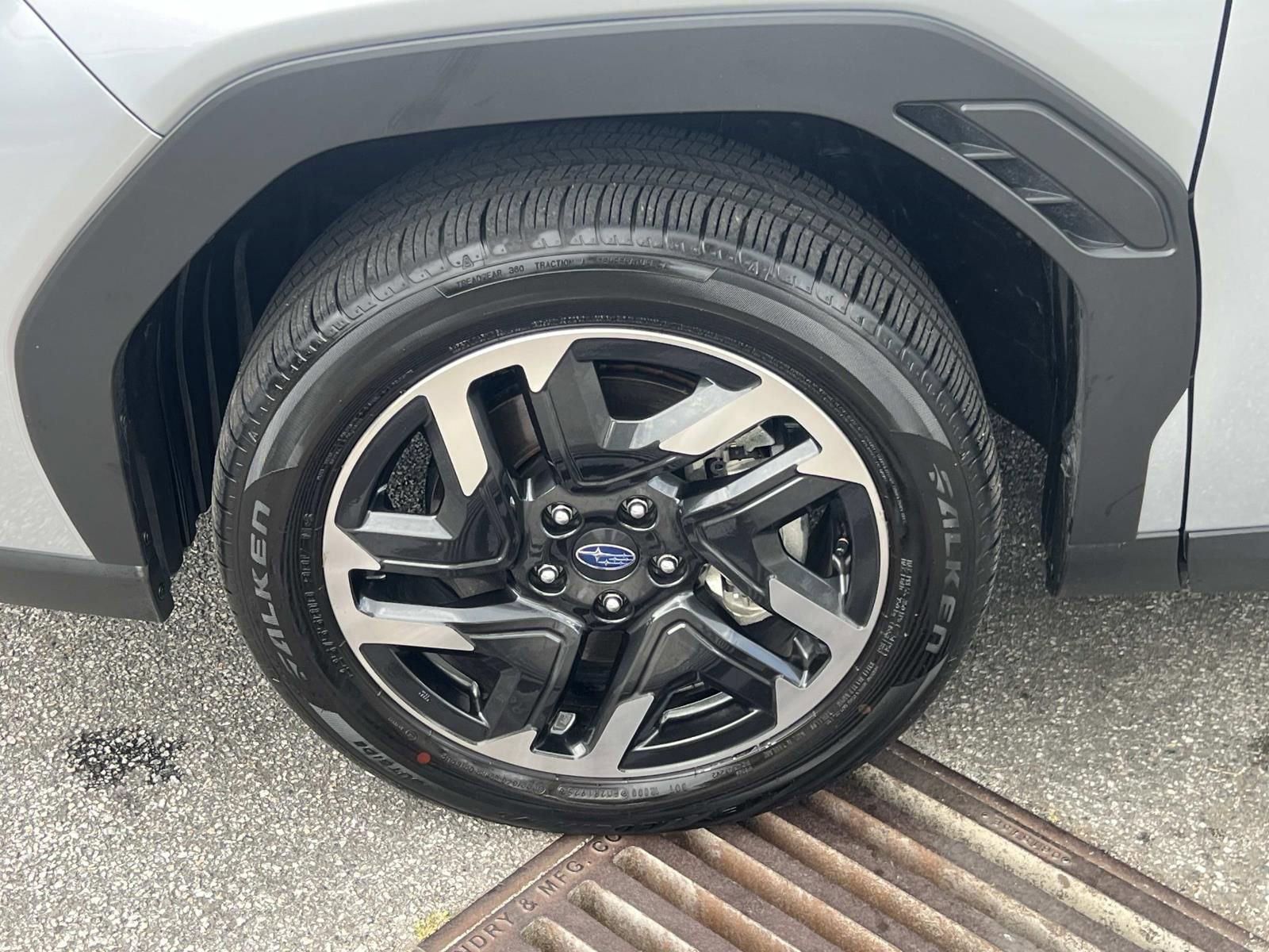 Certified 2025 Subaru Forester Limited AWD/4WD image 11
