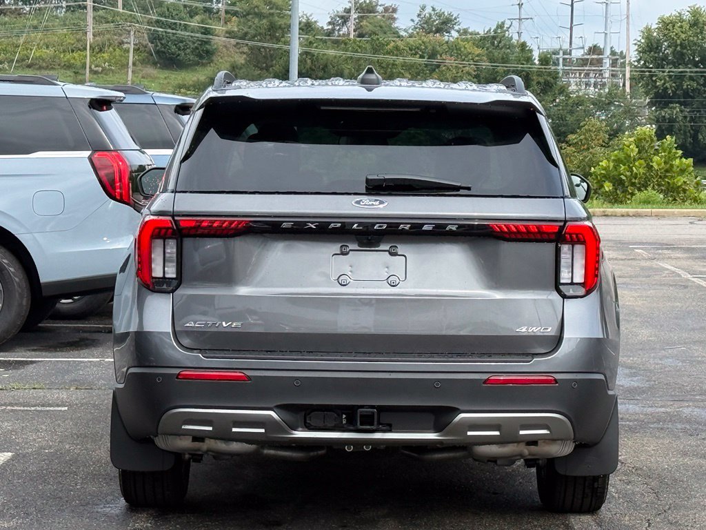 New 2026 Ford Explorer Active w/ Active Comfort Package AWD/4WD image 5