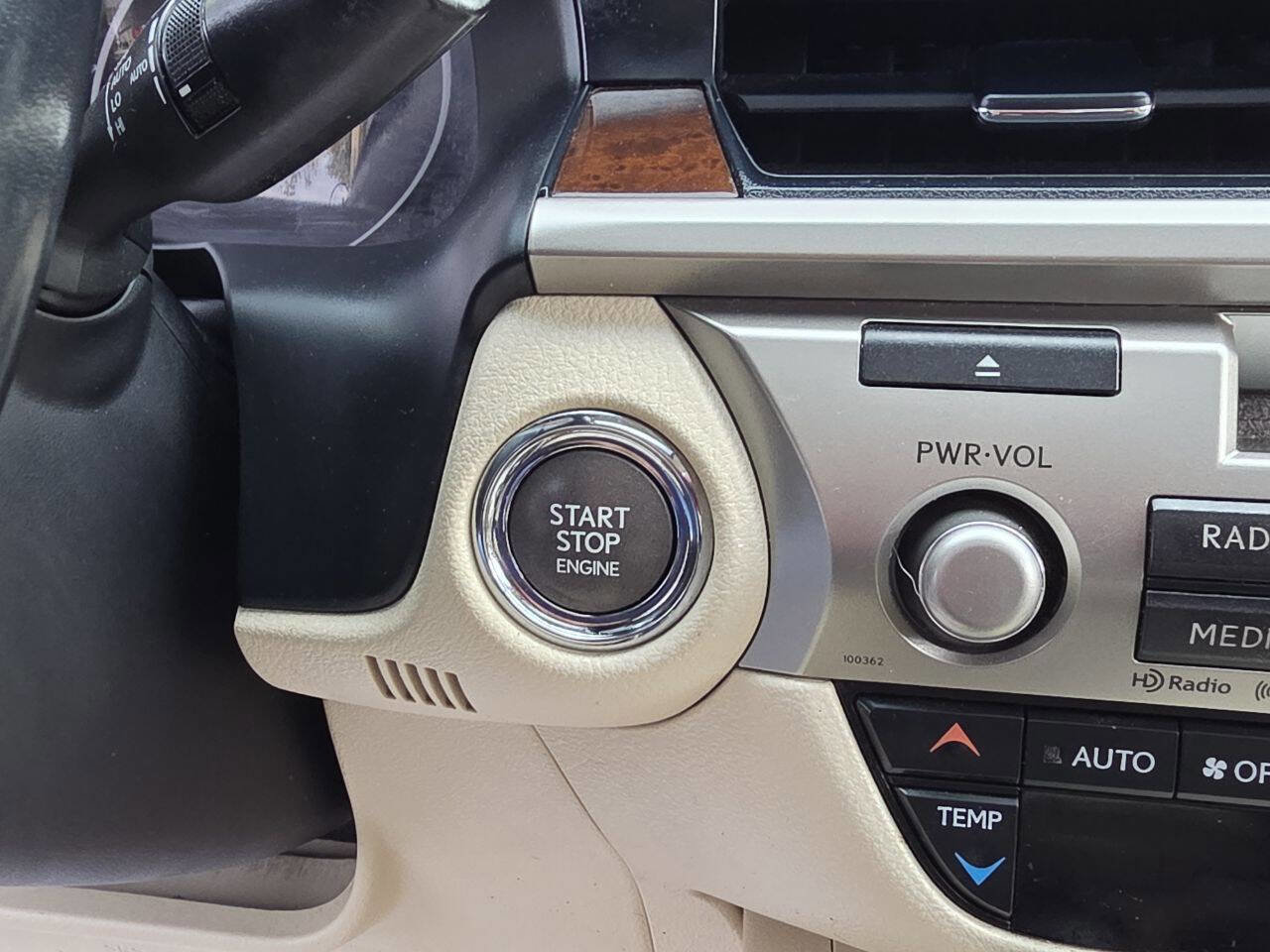 Used 2014 Lexus ES 350 image 20