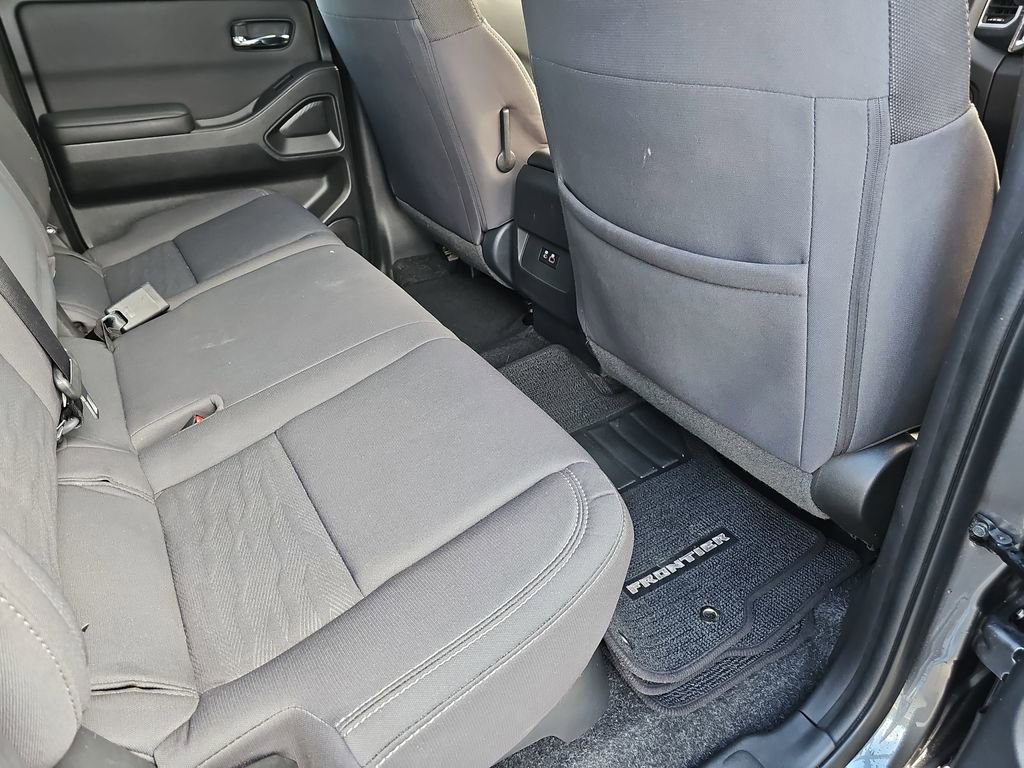 Used 2023 Nissan Frontier SV w/ Tow Package image 14