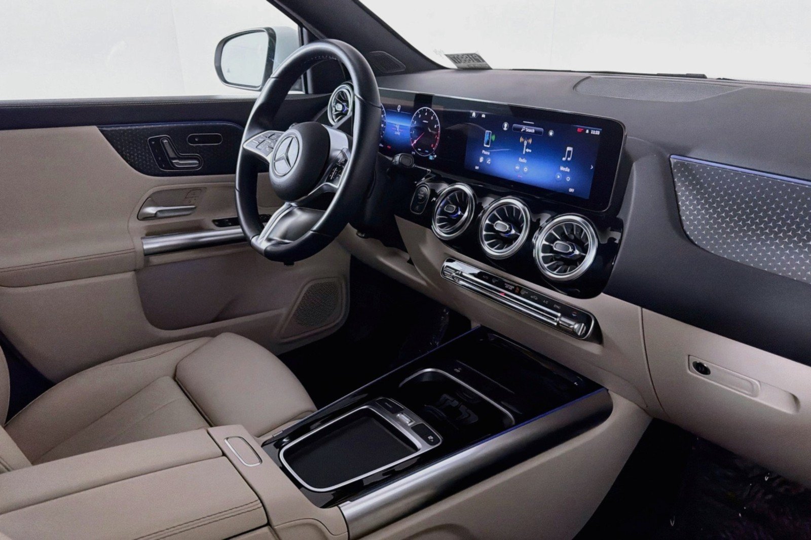Used 2024 Mercedes-Benz GLA 250 image 17