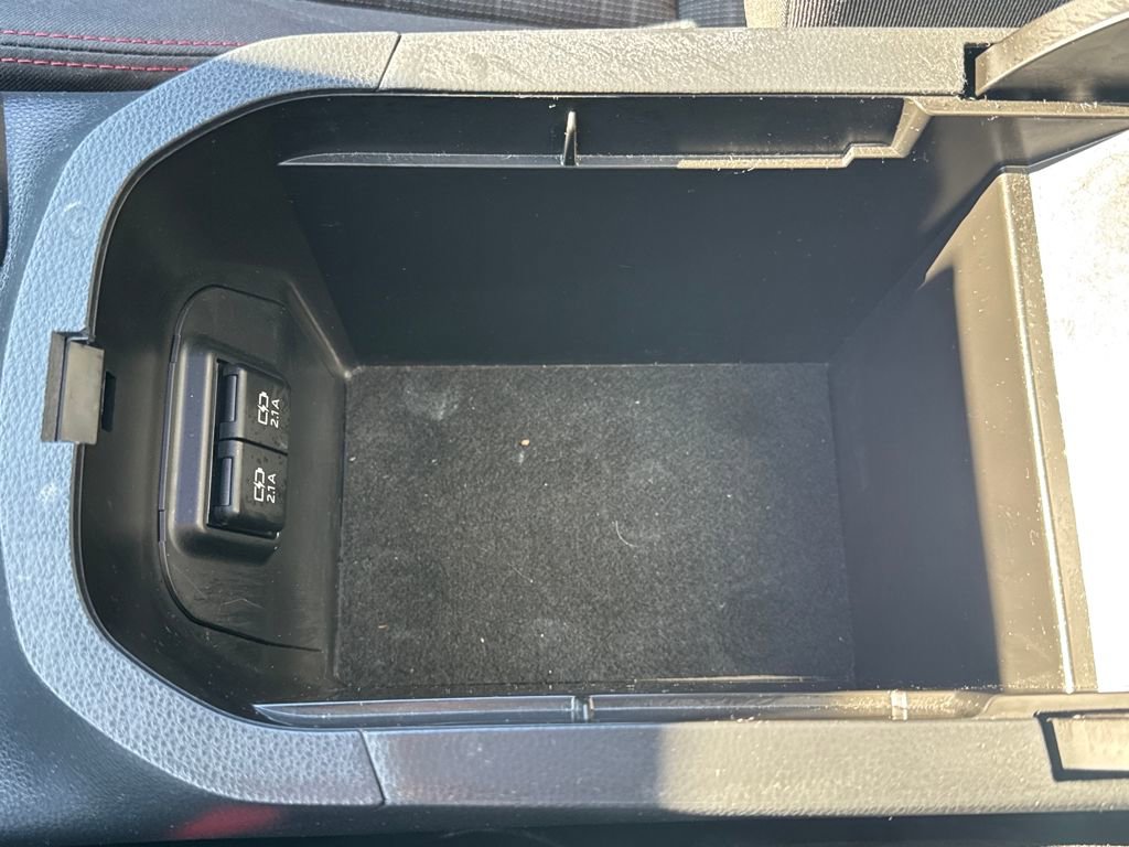 Used 2021 Toyota RAV4 SE image 29