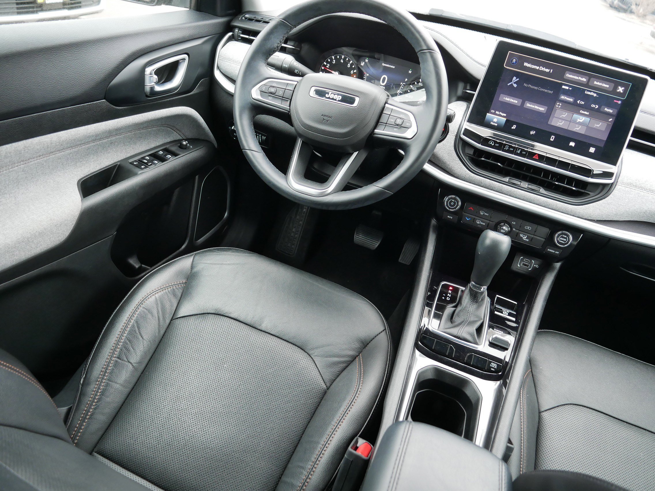 Used 2022 Jeep Compass Latitude AWD/4WD image 9