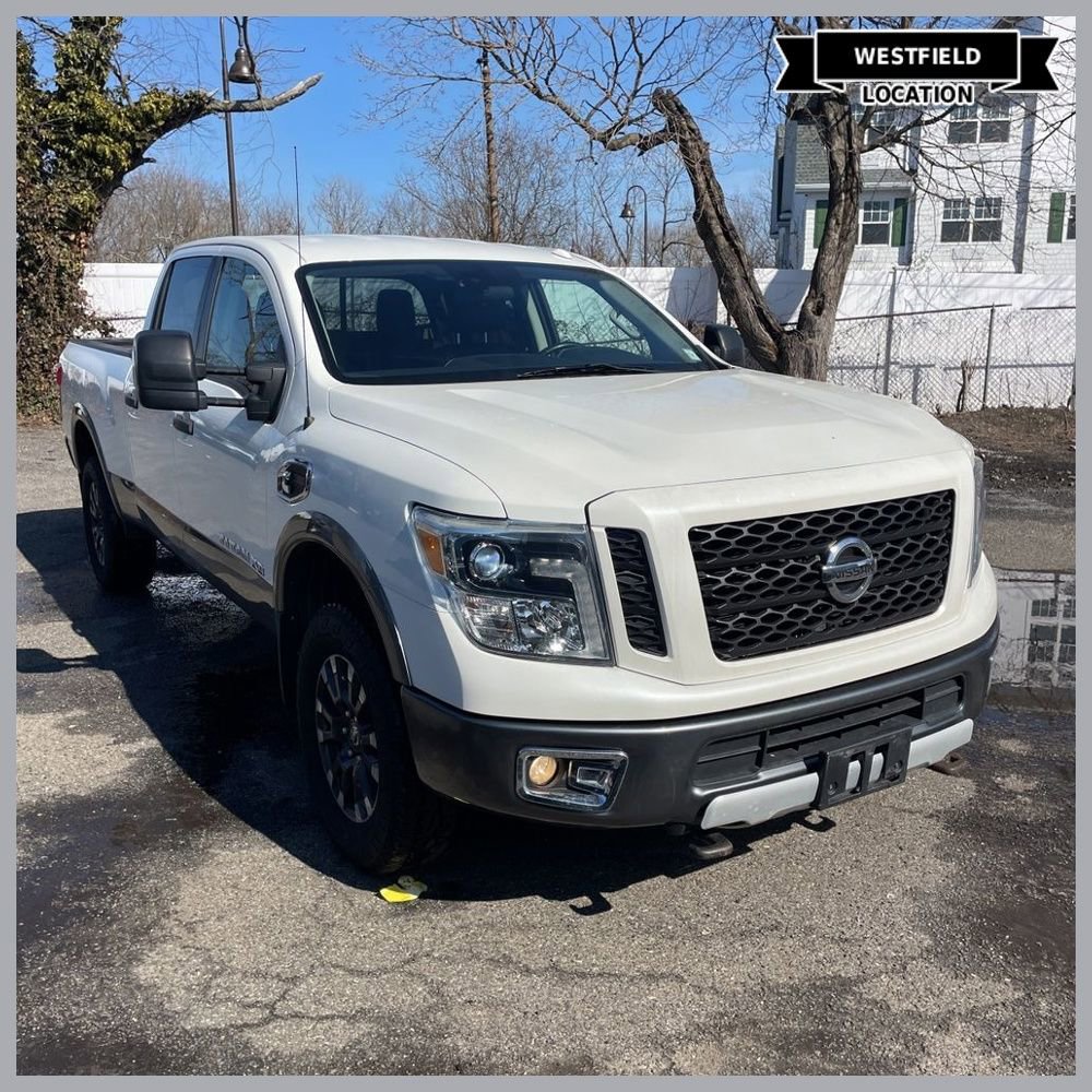 Used 2017 Nissan Titan PRO-4X image 1