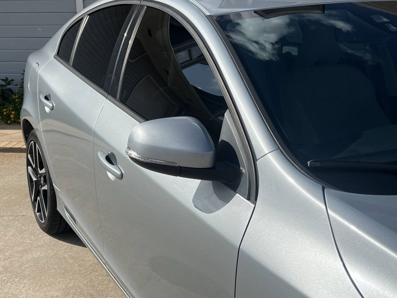 Used 2018 Volvo S60 T5 Dynamic w/ Vision Package FWD image 15
