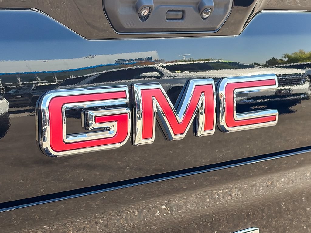 Certified 2025 GMC Sierra 1500 Elevation AWD/4WD image 9