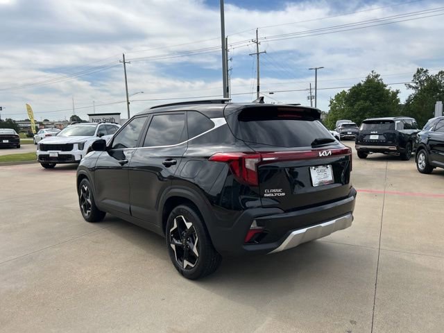 Used 2024 Kia Seltos EX FWD image 6