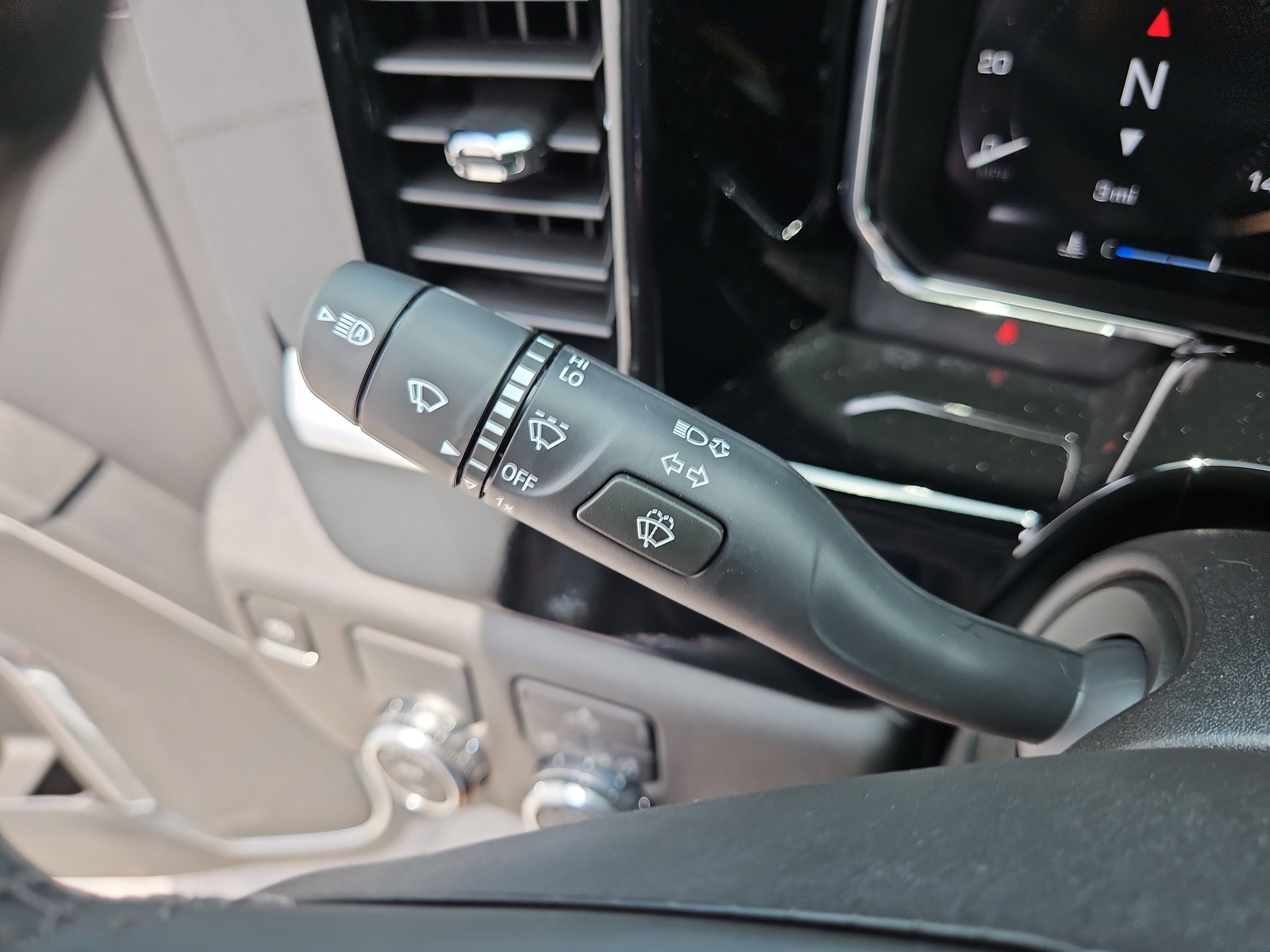 New 2026 GMC Sierra 1500 Elevation image 25