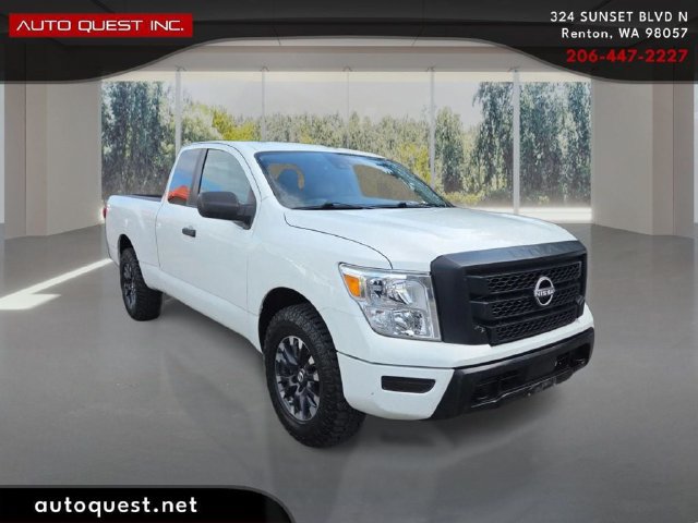 Used 2023 Nissan Titan S AWD/4WD image 3