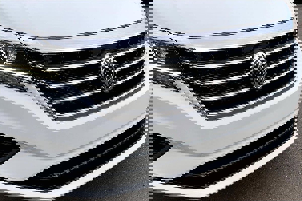 Used 2022 Volkswagen Passat 2.0T SE image 27