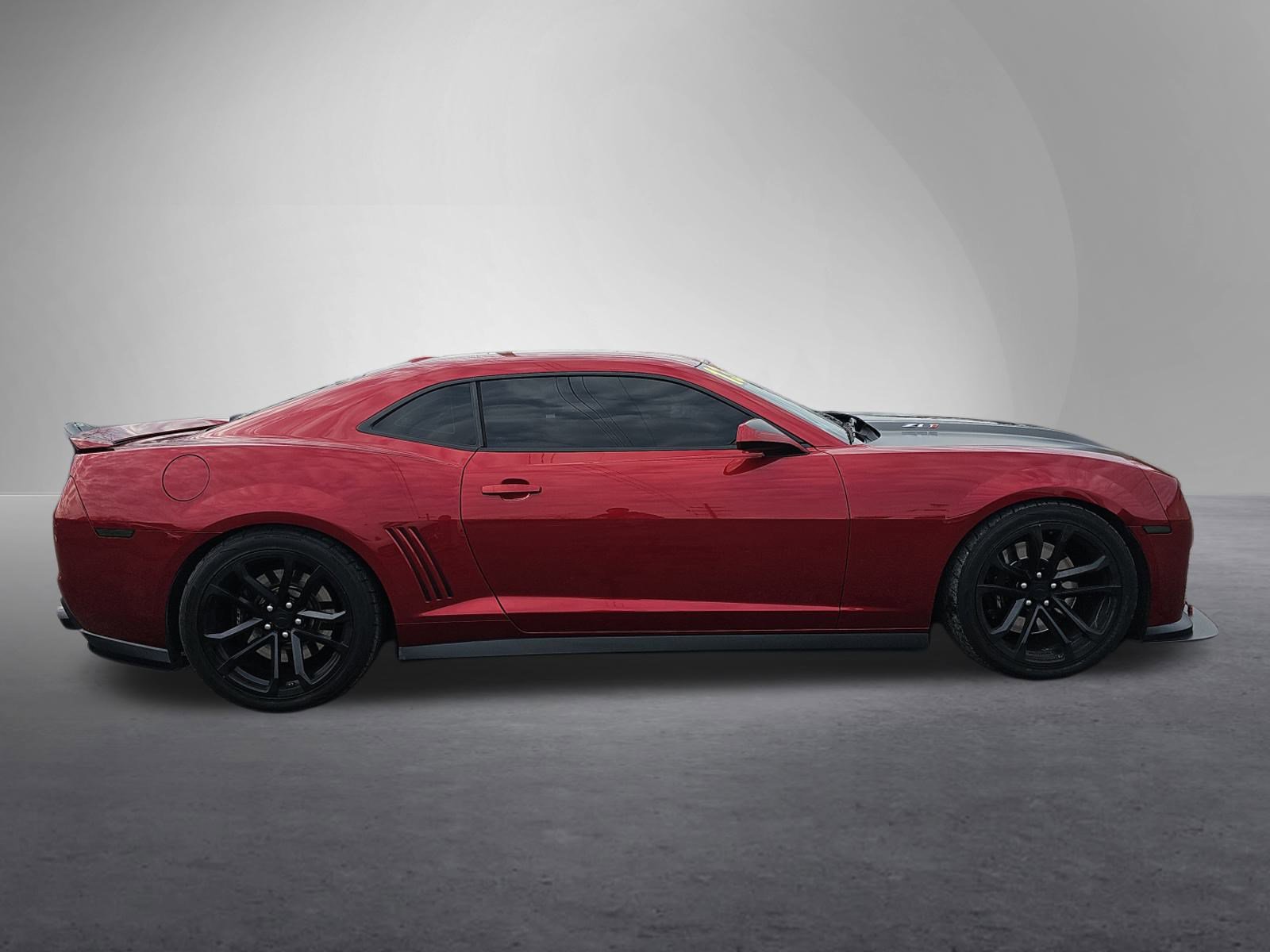 Used 2013 Chevrolet Camaro ZL1 image 2