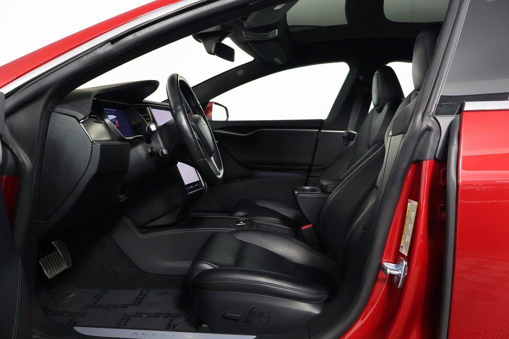 Used 2020 Tesla Model S Performance image 10