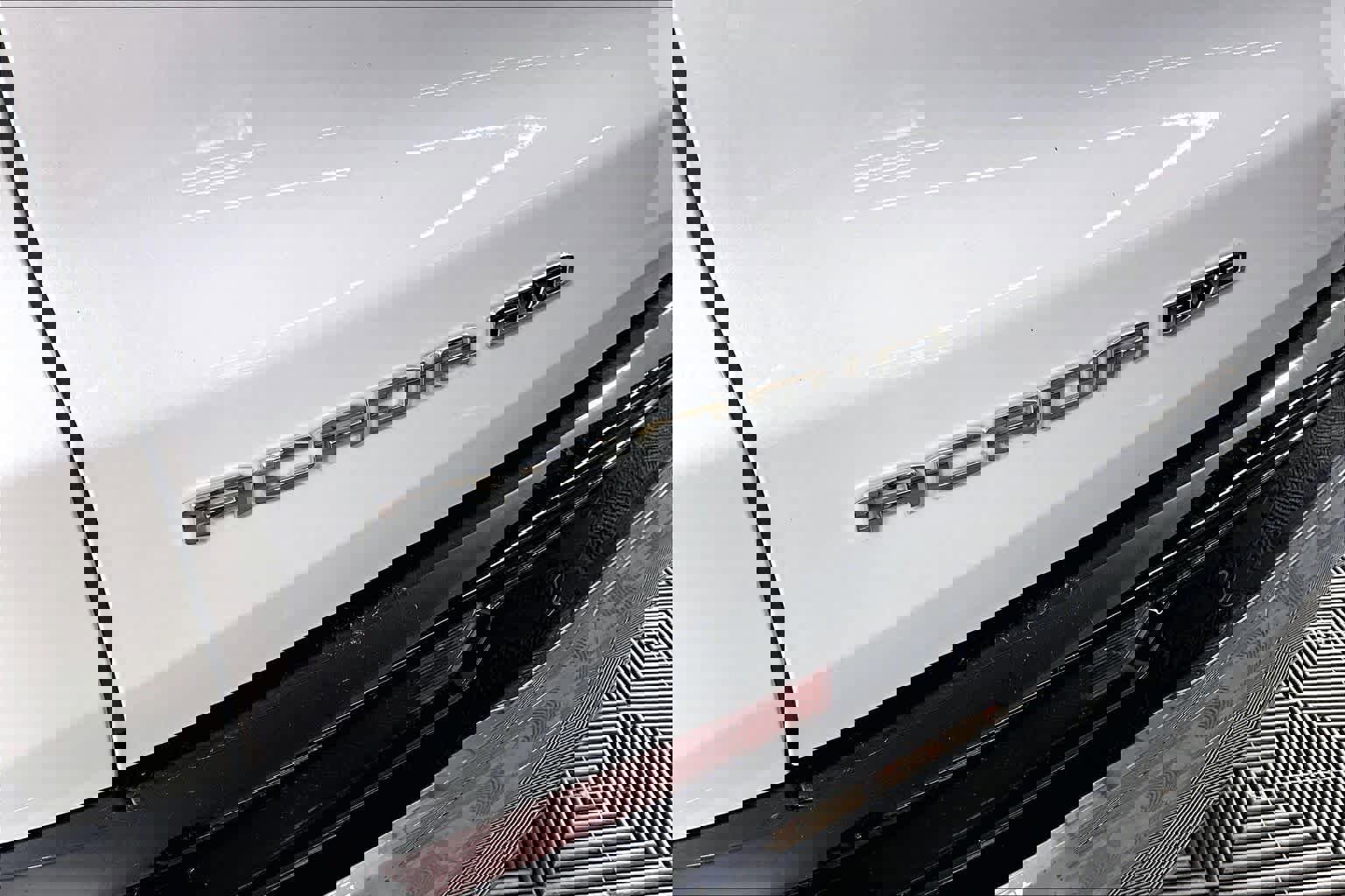 Certified 2025 GMC Acadia Denali w/ Super Cruise Package image 29