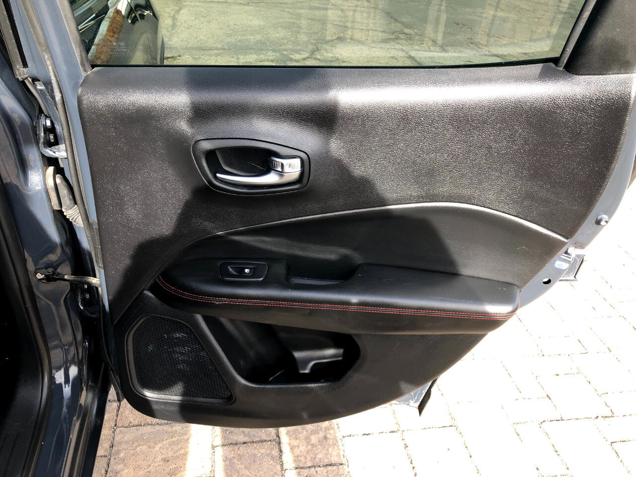 Used 2018 Jeep Compass Trailhawk w/ Leather Interior Group image 25