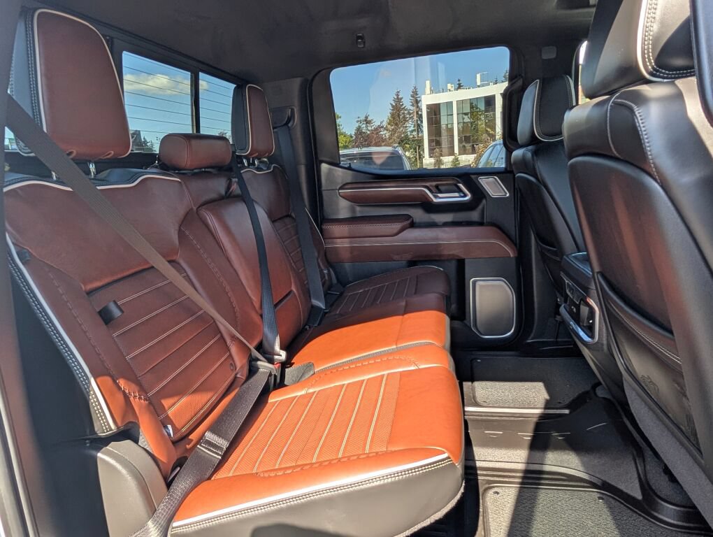 Certified 2026 GMC Sierra 1500 Denali Ultimate AWD/4WD image 30