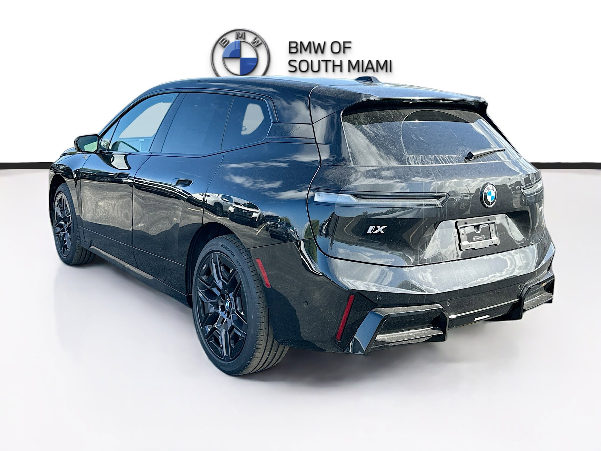 New 2026 BMW iX xDrive45 w/ M Sport Package image 4