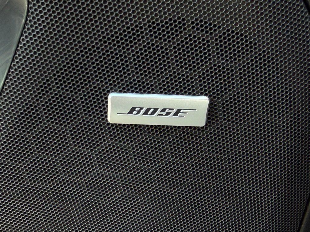 Used 2023 Chevrolet Tahoe LT w/ Luxury Package AWD/4WD image 10