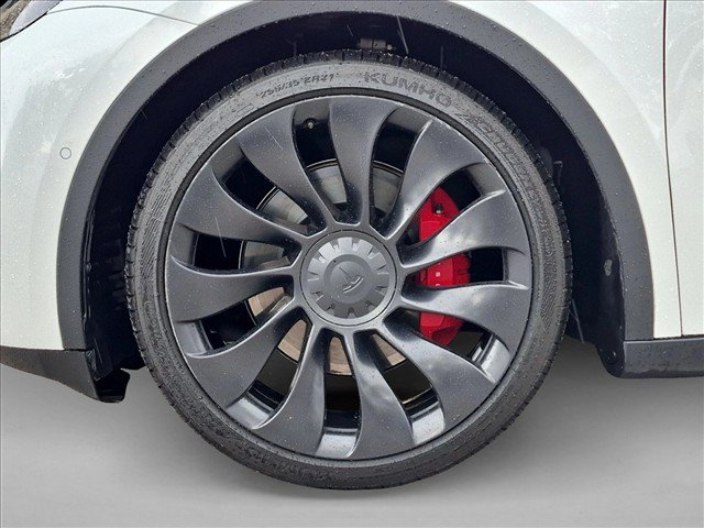 Used 2022 Tesla Model Y Performance AWD/4WD image 14