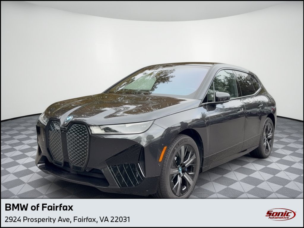 Used 2024 BMW iX xDrive50 w/ Sport Package AWD/4WD image 1