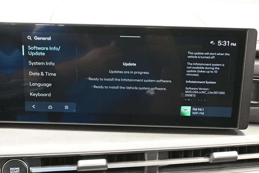 Used 2025 Hyundai Santa Fe SEL FWD image 10