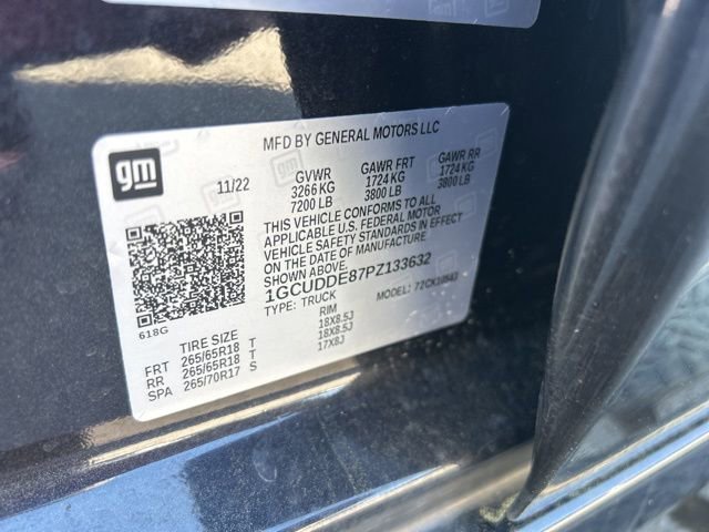 Used 2023 Chevrolet Silverado 1500 LT AWD/4WD image 35