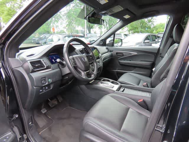 Certified 2023 Honda Passport EX-L image 2