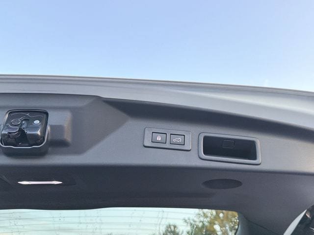 Certified 2026 Subaru Forester Touring AWD/4WD image 15