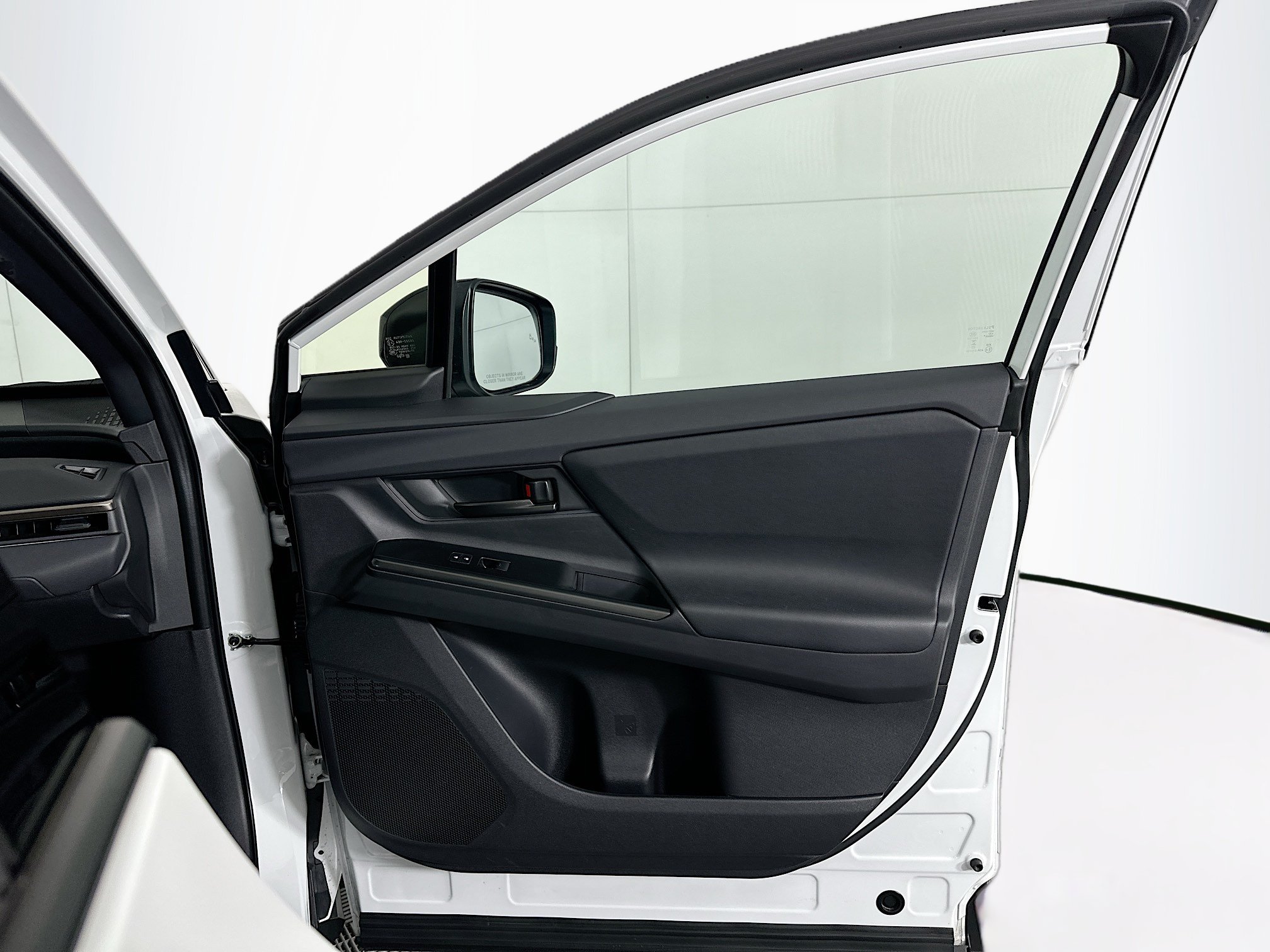 Used 2026 Toyota bZ FWD image 31