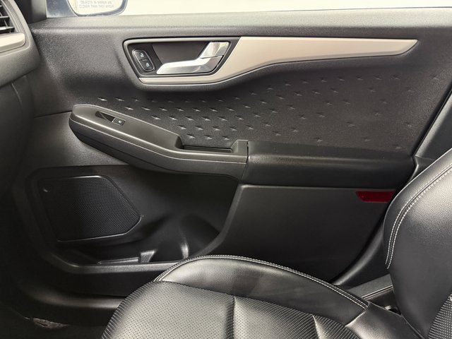 Used 2020 Ford Escape SEL image 26