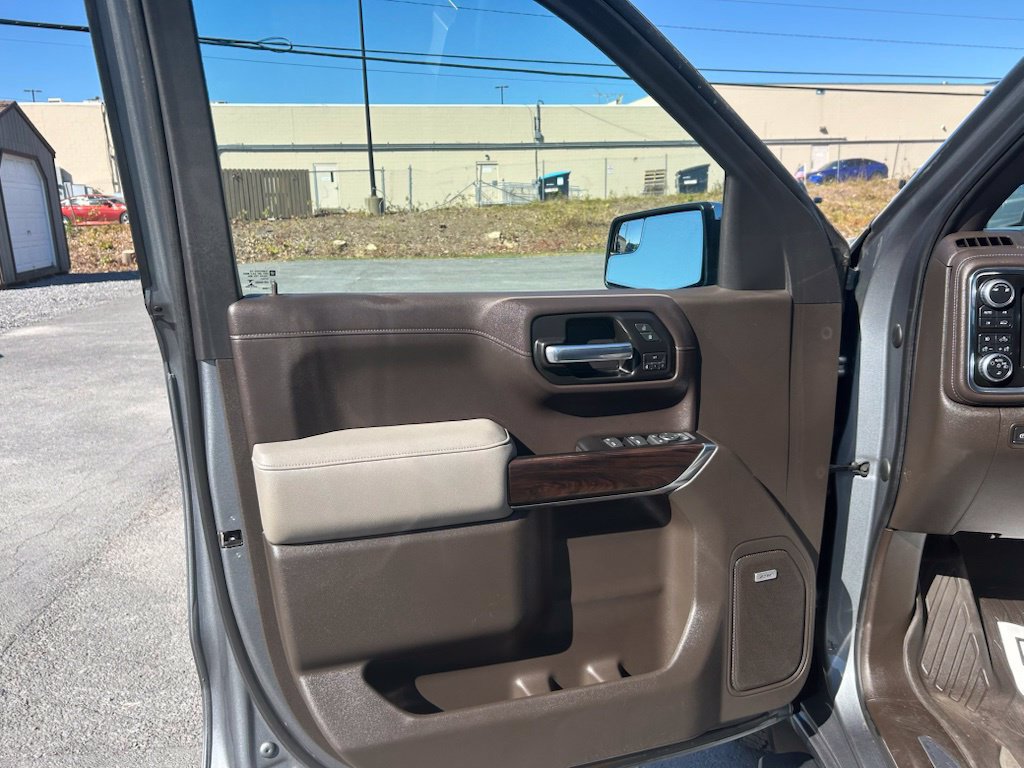 Certified 2019 GMC Sierra 1500 SLT w/ SLT Premium Package AWD/4WD image 16