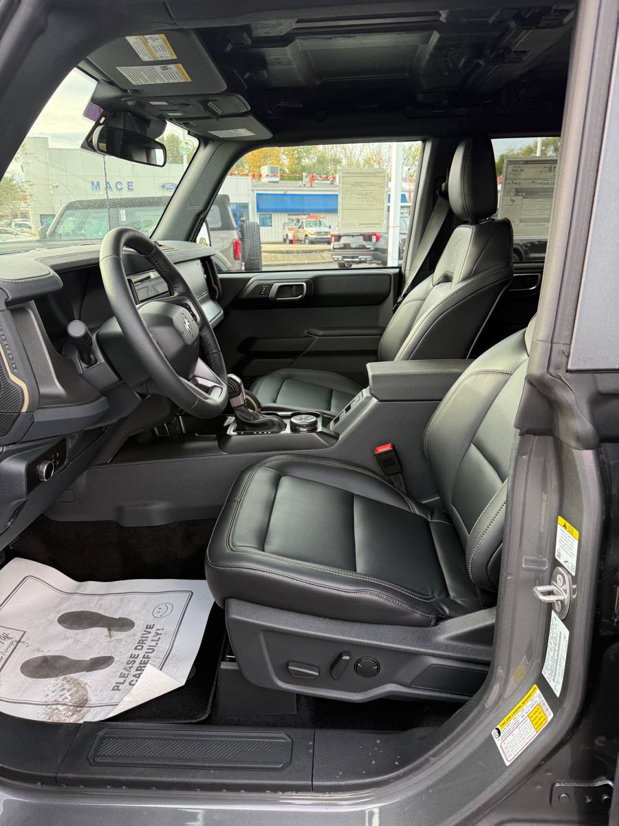 New 2025 Ford Bronco Badlands AWD/4WD image 10