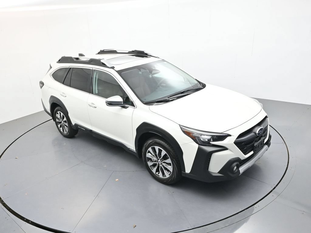 Used 2025 Subaru Outback Touring AWD/4WD image 22