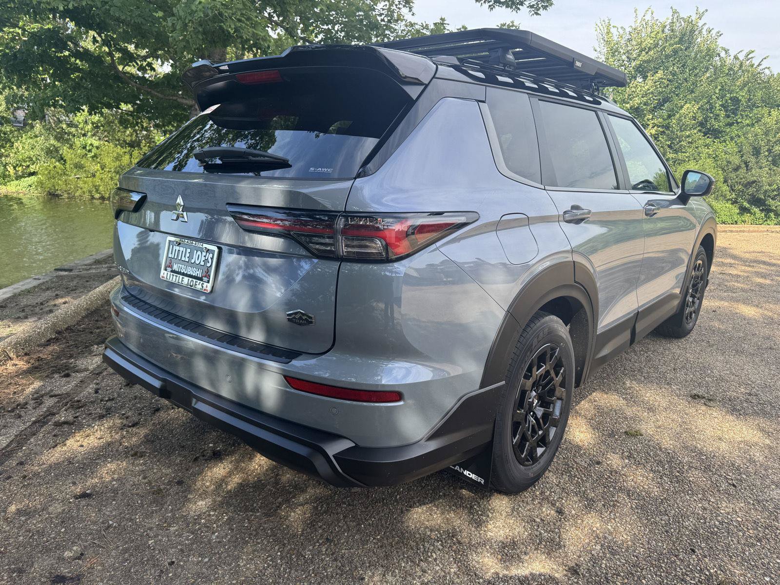 New 2026 Mitsubishi Outlander AWD image 4