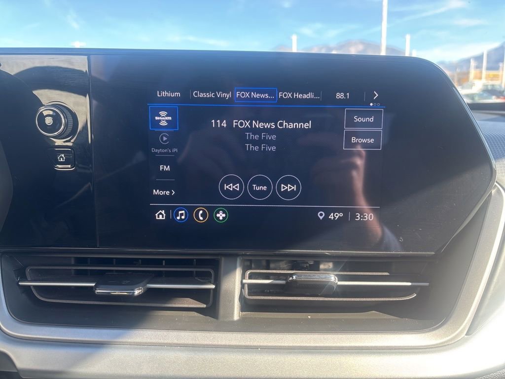 Used 2025 Chevrolet Trax LS image 20