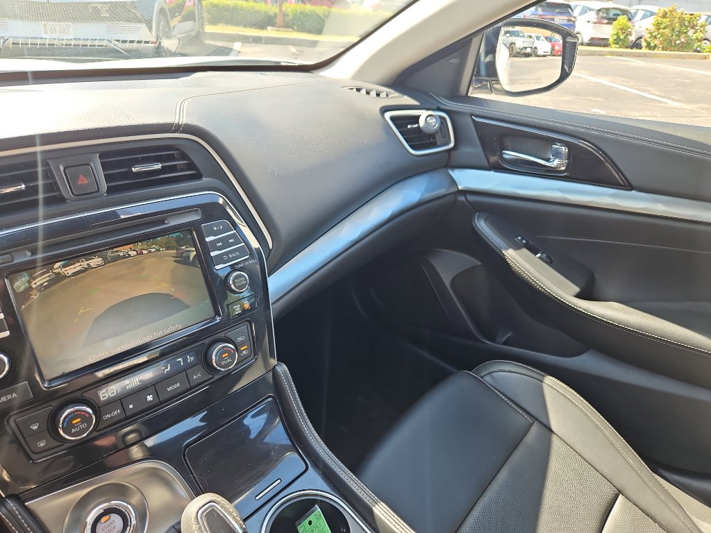 Used 2022 Nissan Maxima SV w/ Floor Mat Group image 17