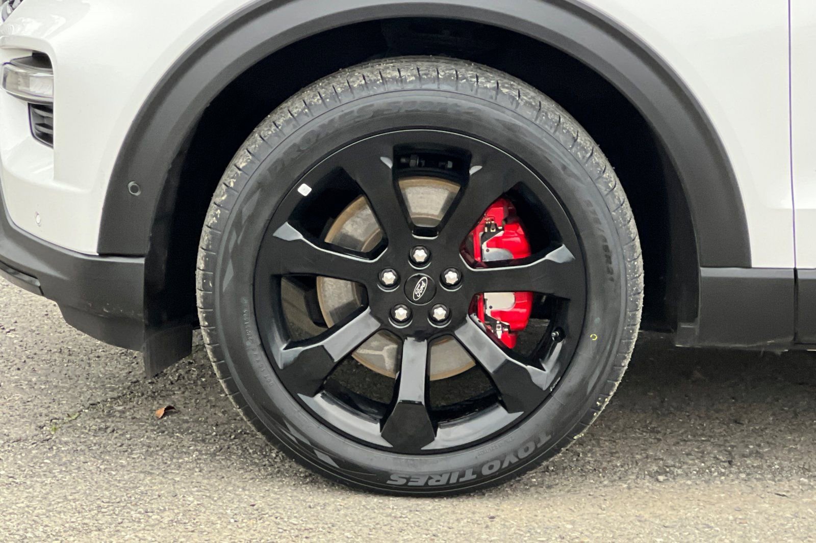 Certified 2024 Ford Explorer ST w/ Equipment Group 401A image 28