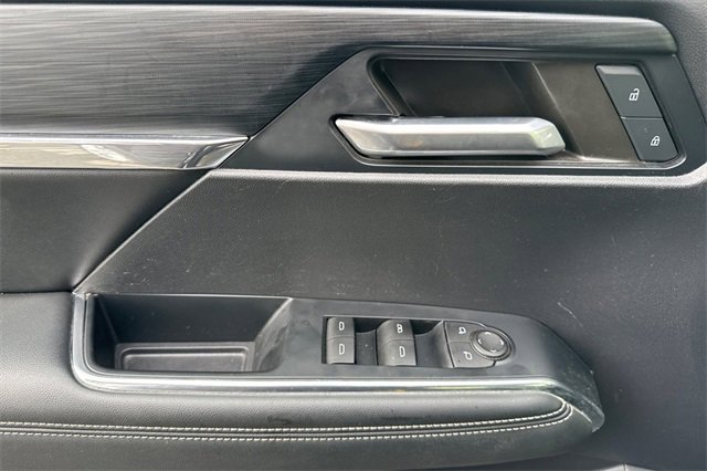 Used 2024 GMC Acadia Elevation image 11