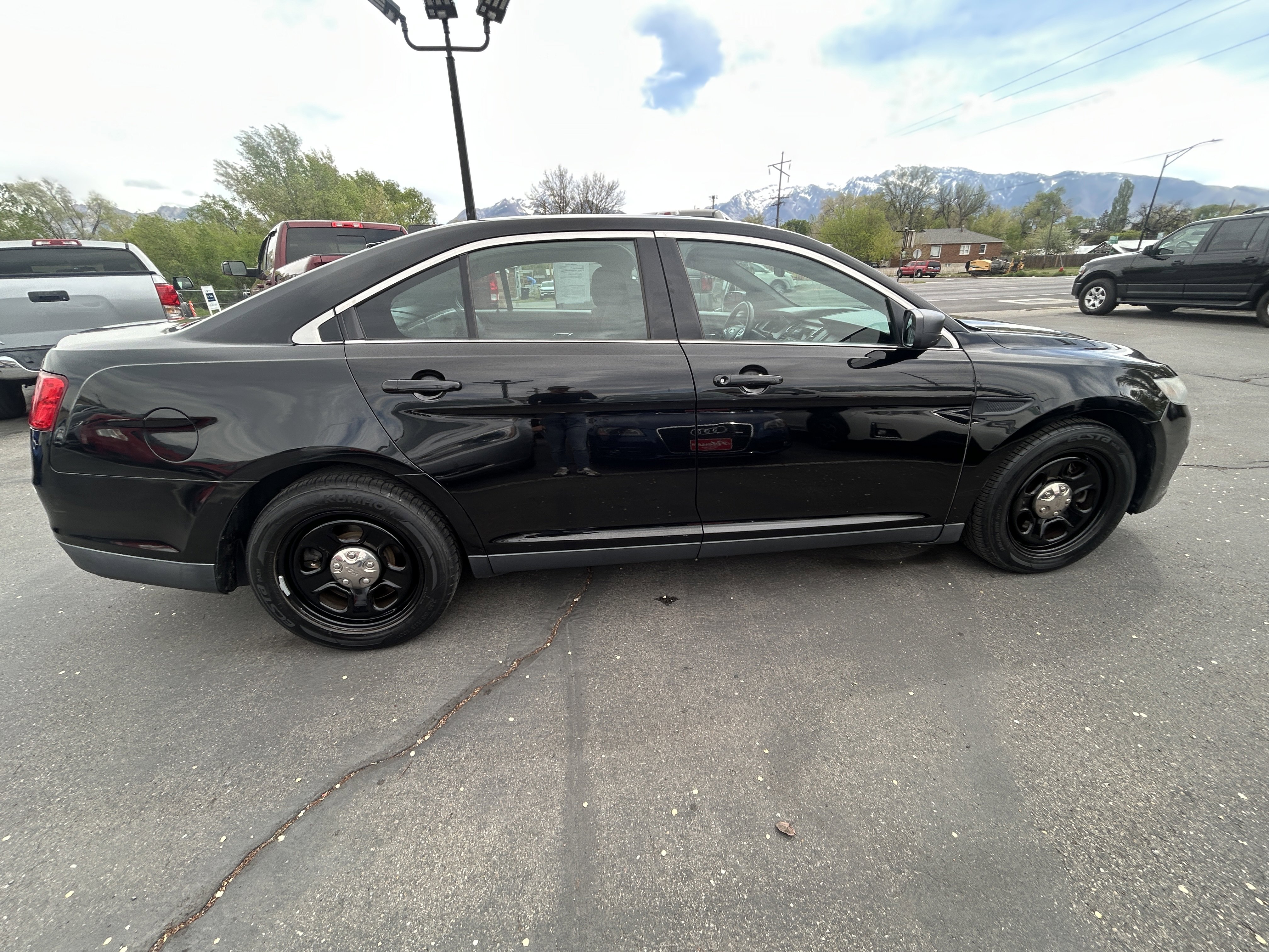 Used 2015 Ford Taurus Police Interceptor FWD image 4