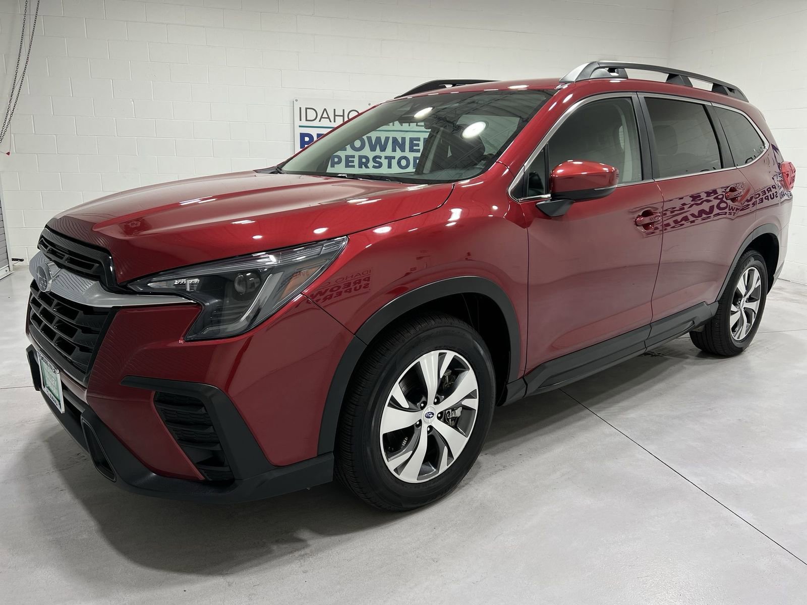 Certified 2025 Subaru Ascent Premium image 4