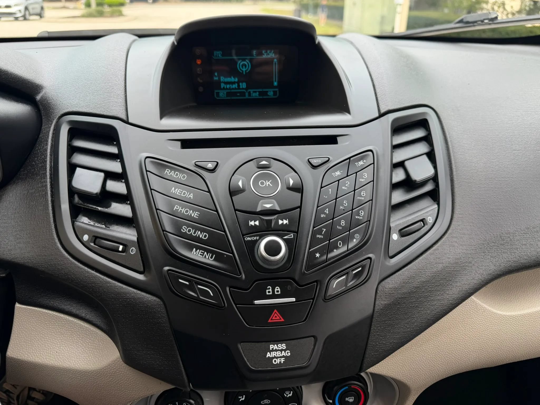 Used 2017 Ford Fiesta SE FWD image 24