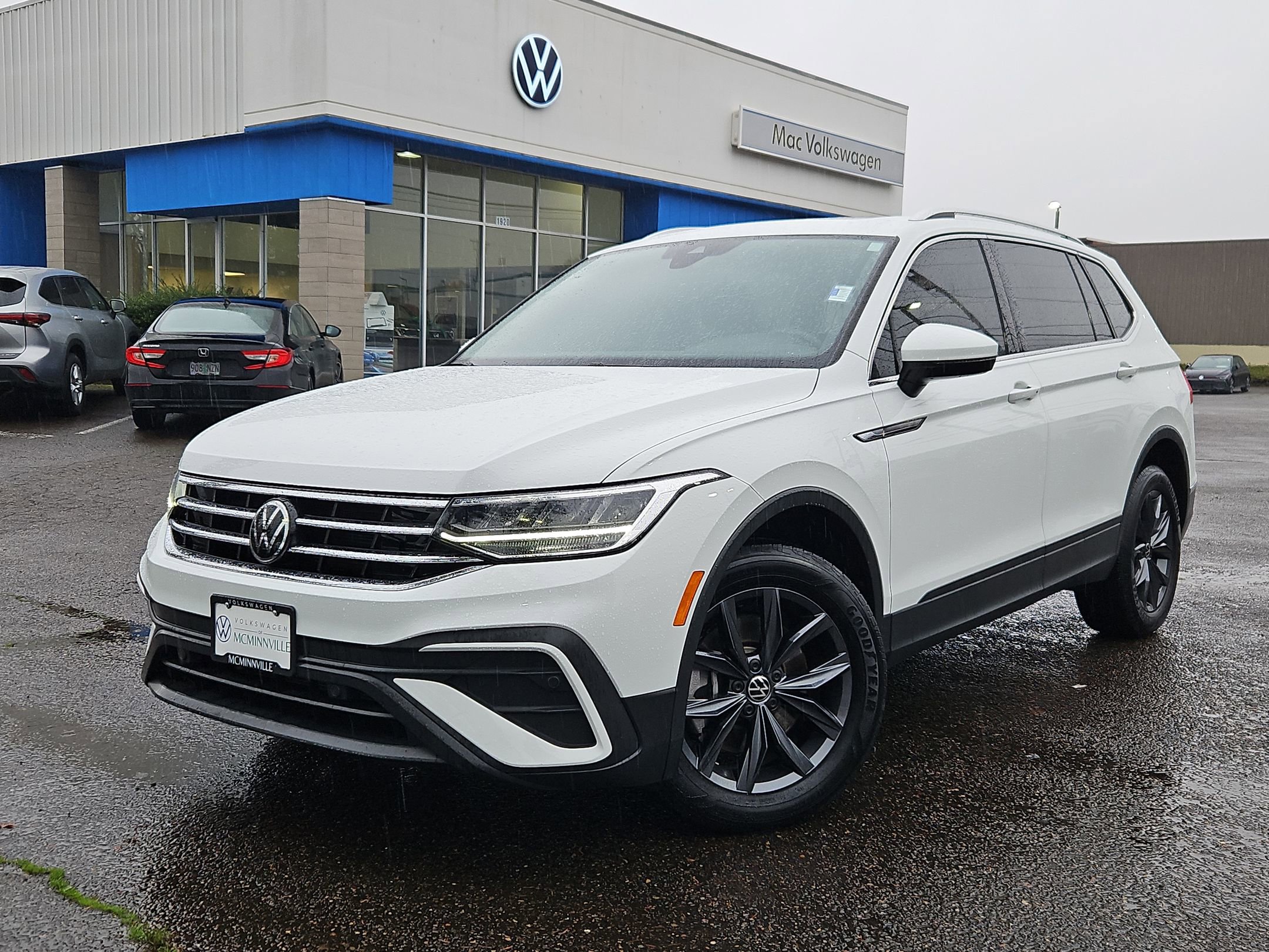 Used 2022 Volkswagen Tiguan SE