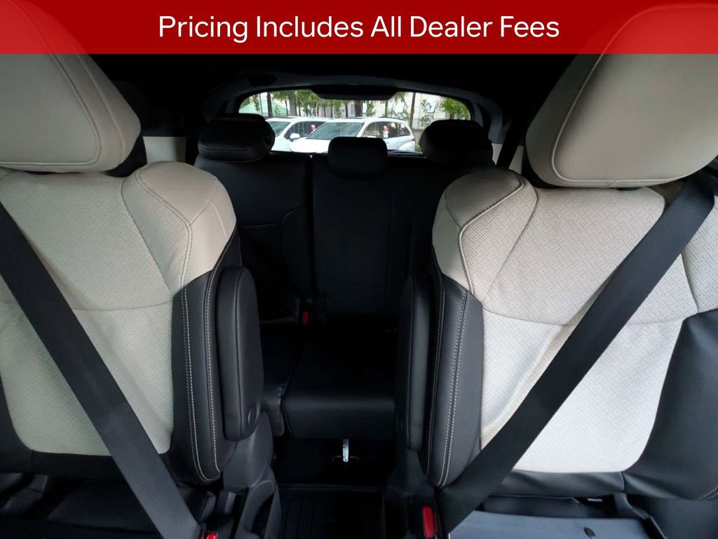 New 2026 Toyota Sienna Limited FWD image 16
