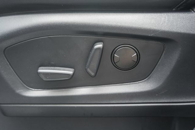 Used 2025 Ford Explorer ST-Line w/ ST-Line Street Pack AWD/4WD image 45