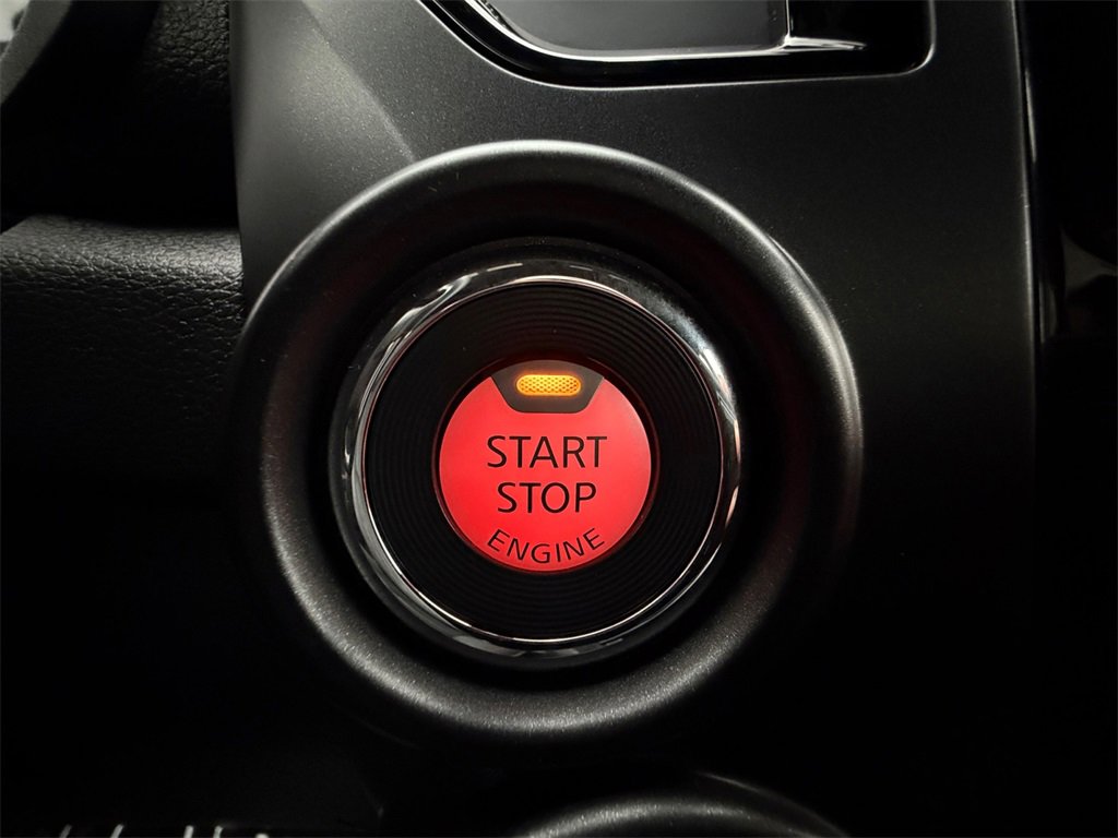 Used 2024 Nissan Titan PRO-4X w/ Pro-4x Utility Package image 24