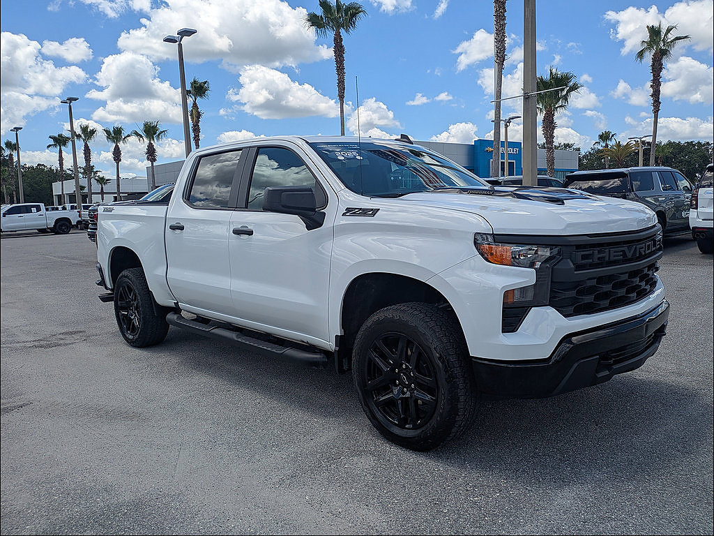 Certified 2025 Chevrolet Silverado 1500 Custom Trail Boss w/ Dark Appearance Package AWD/4WD image 28