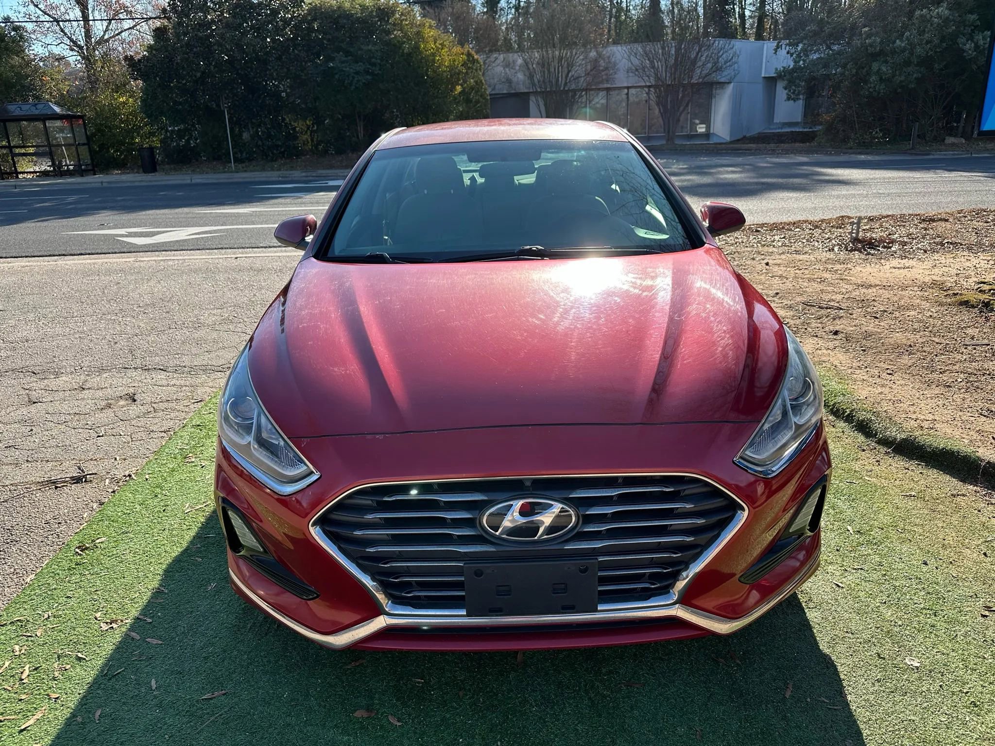 Used 2018 Hyundai Sonata SE image 2