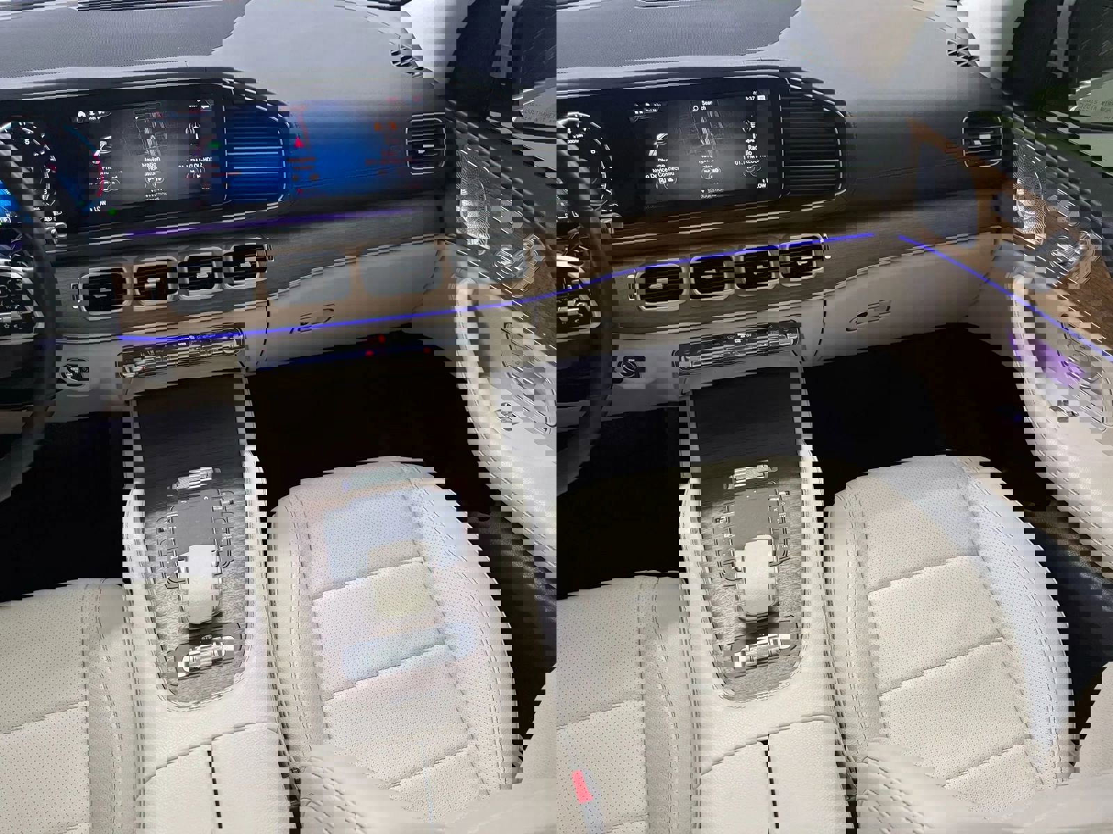 Used 2021 Mercedes-Benz GLS 450 4MATIC image 9